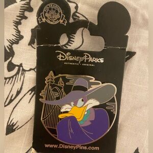 Disney collectibles pin